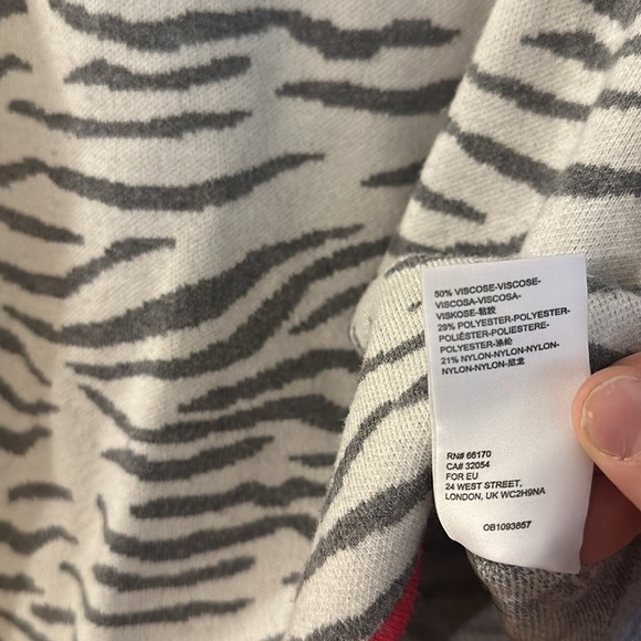 Anthropologie Women’s Lizzie Mock Neck Zebra Tiger Print Sweater Gray Size Small - Picture 10 of 13